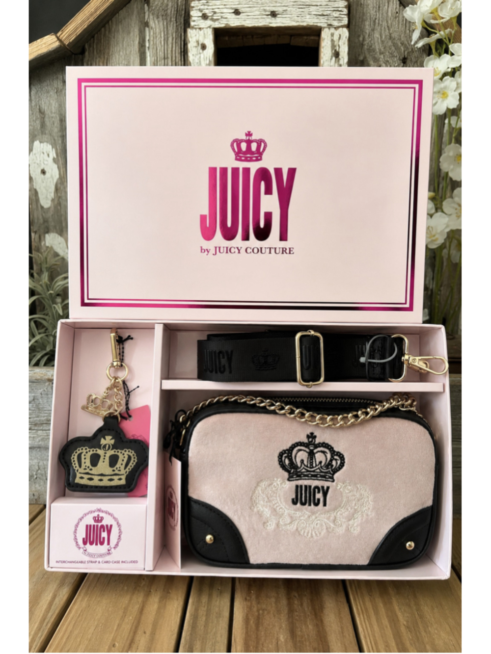 NWT Juicy Couture Dusty Blush Slim Camera Crossbody Gift Set Bag Keychain Card C